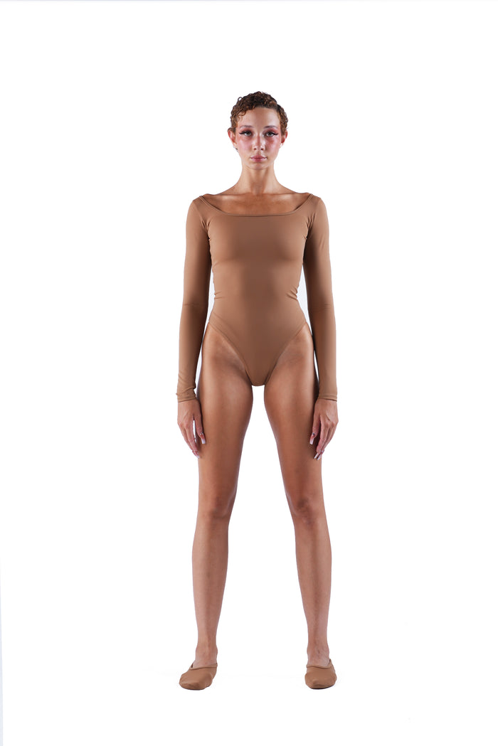 The Scoop Neck Bodysuit - Nude 02